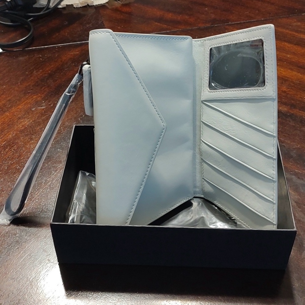 Finell QUIN Structured Wallet White - Picture 3 of 9